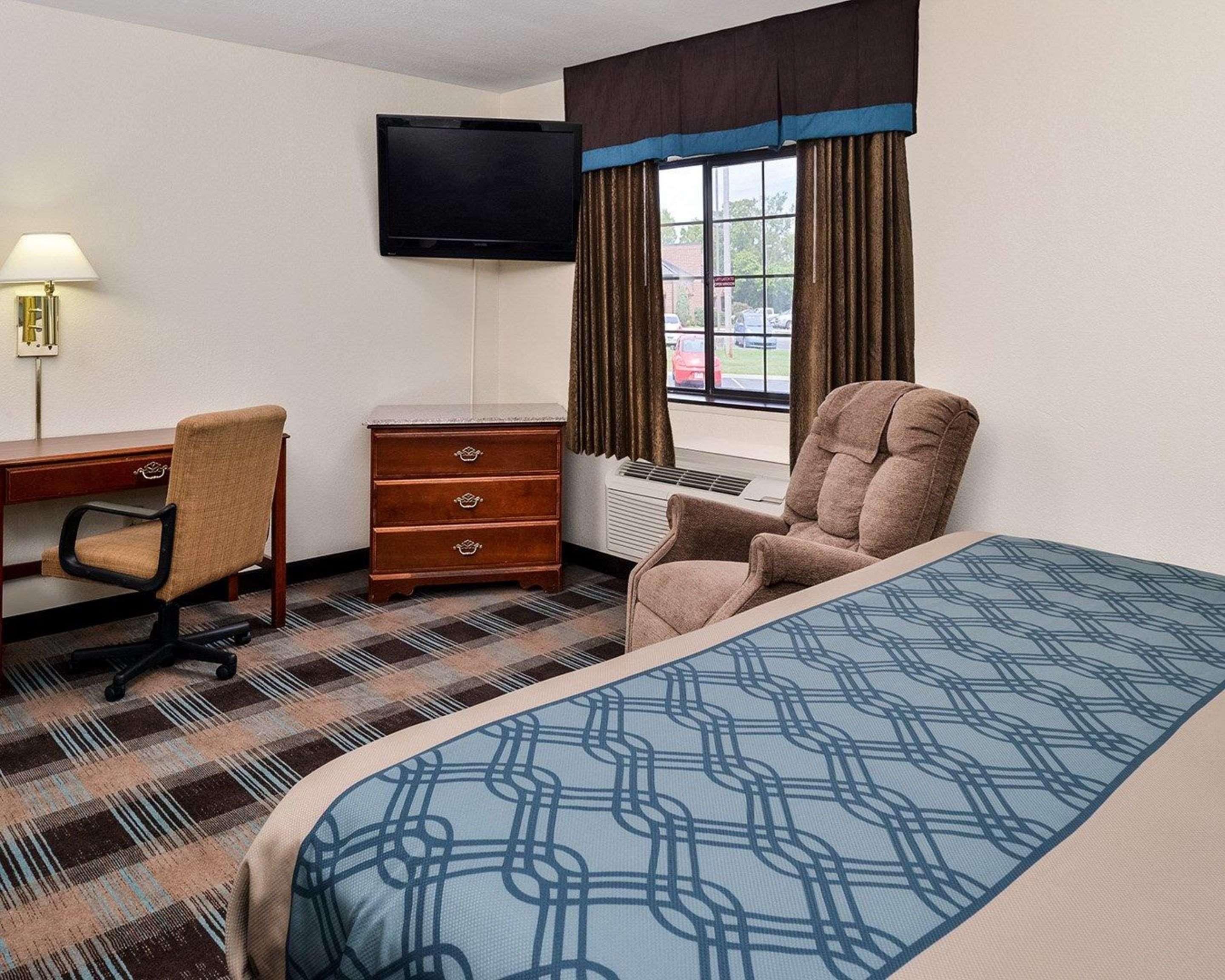 Econo Lodge Inn & Suites Shelbyville Kültér fotó