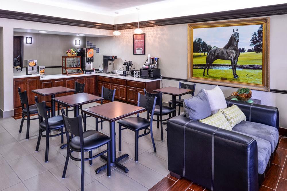Econo Lodge Inn & Suites Shelbyville Kültér fotó