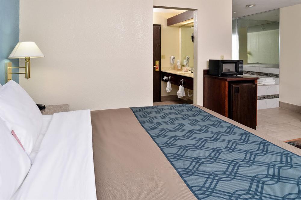 Econo Lodge Inn & Suites Shelbyville Kültér fotó
