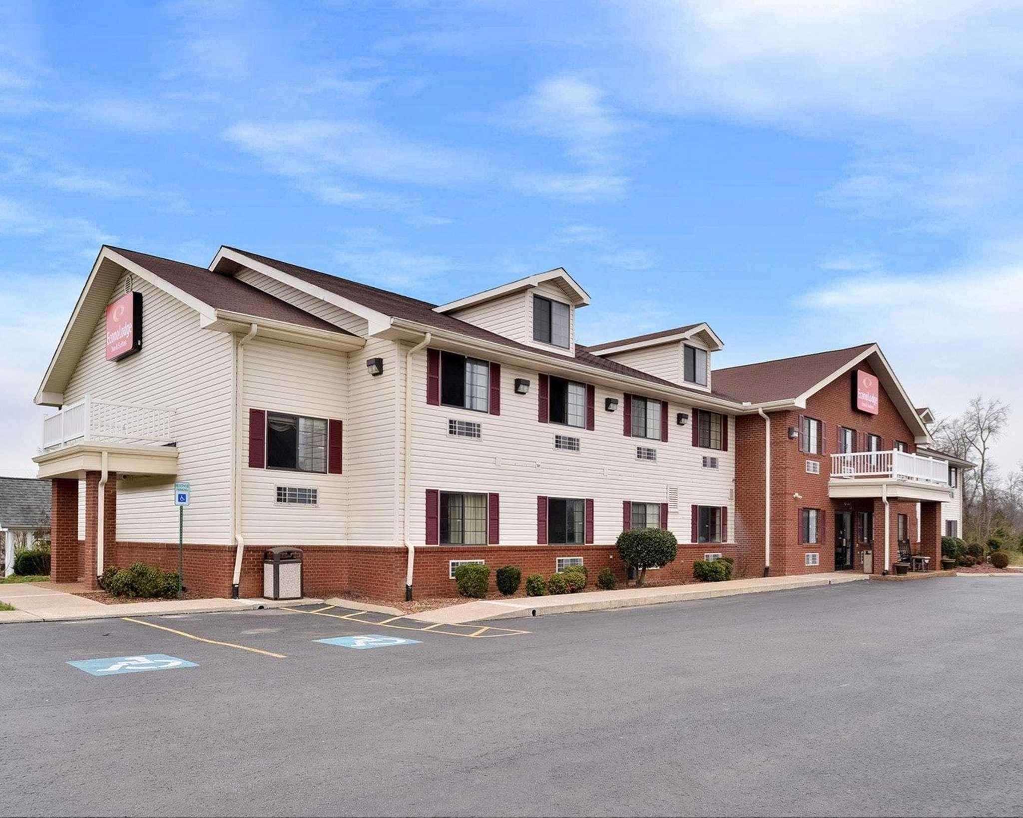 Econo Lodge Inn & Suites Shelbyville Kültér fotó